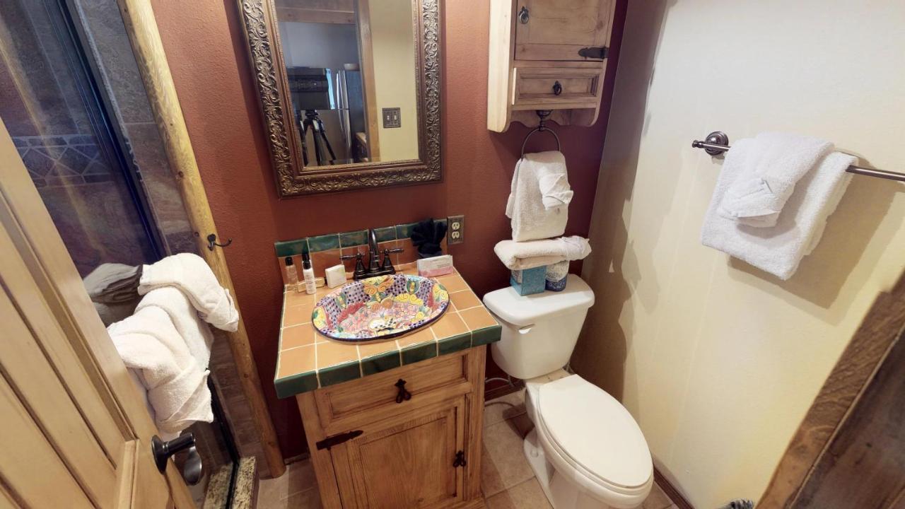 Aspen West 5 Townhouse With High Speed Wifi Leilighet Red River Eksteriør bilde