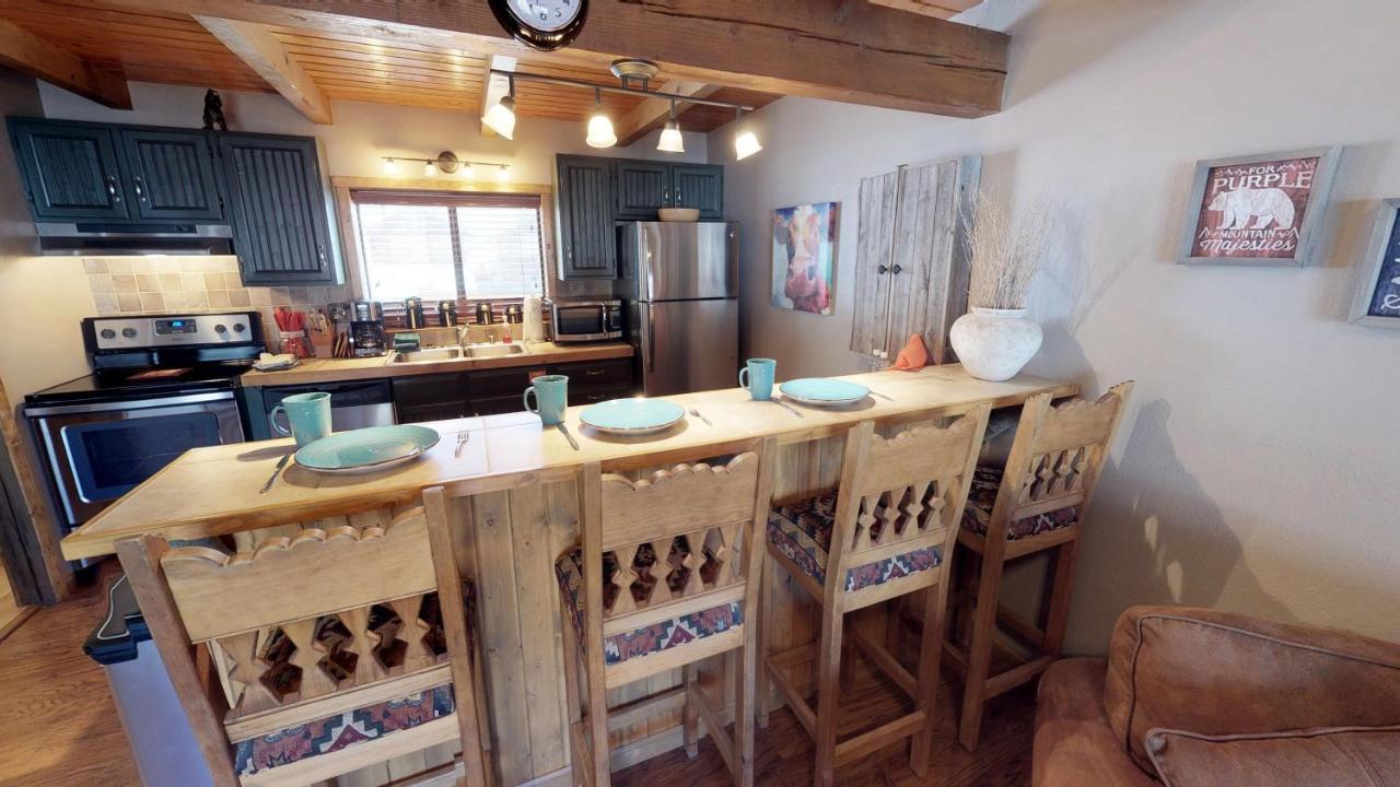 Aspen West 5 Townhouse With High Speed Wifi Leilighet Red River Eksteriør bilde